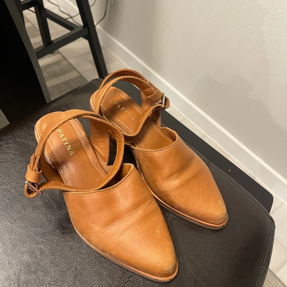 Portland leather Patina leather closed-toe slingback mules in brown size 7.5